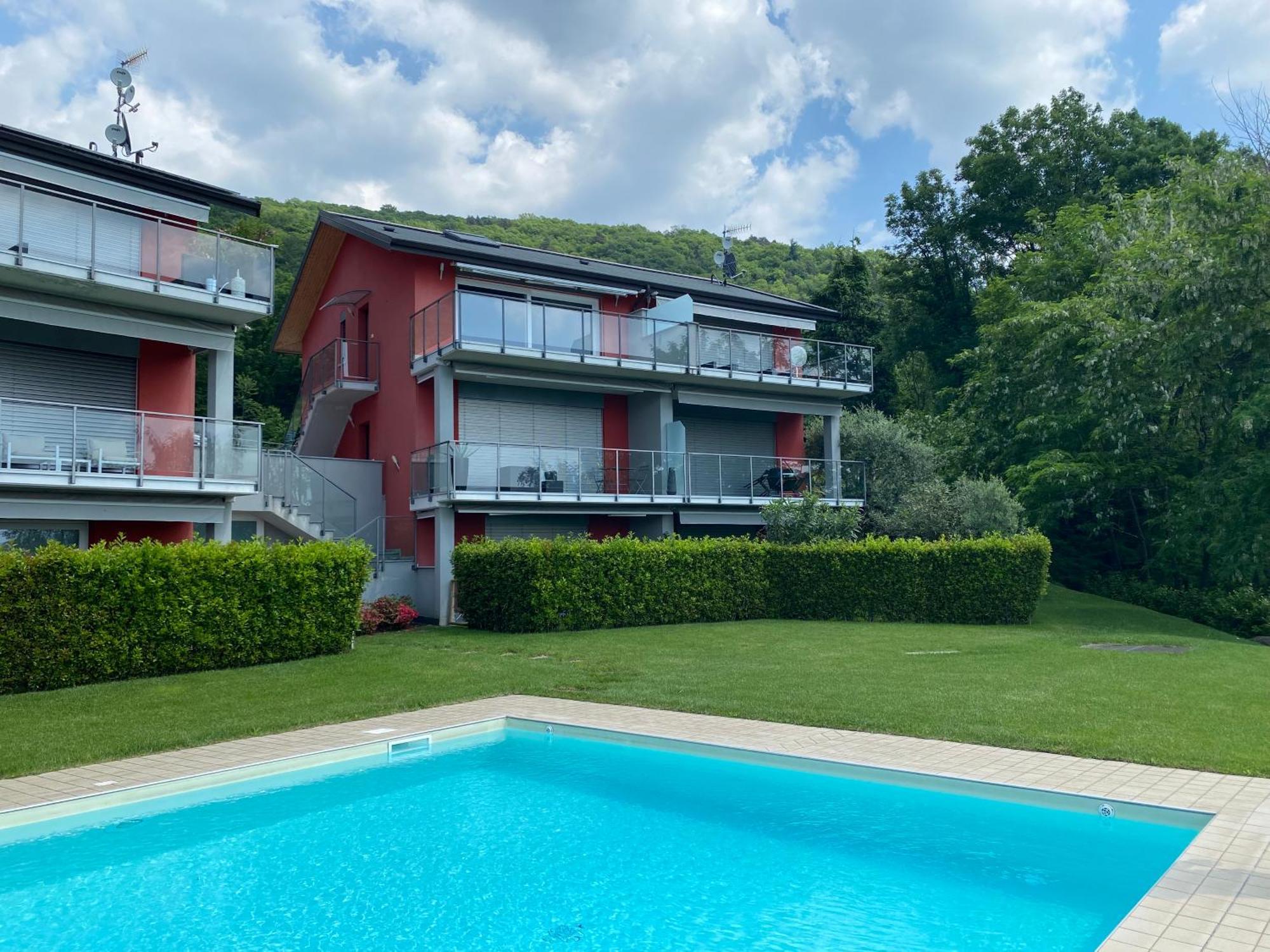 Appartamento Roggiolo Luino Exterior foto